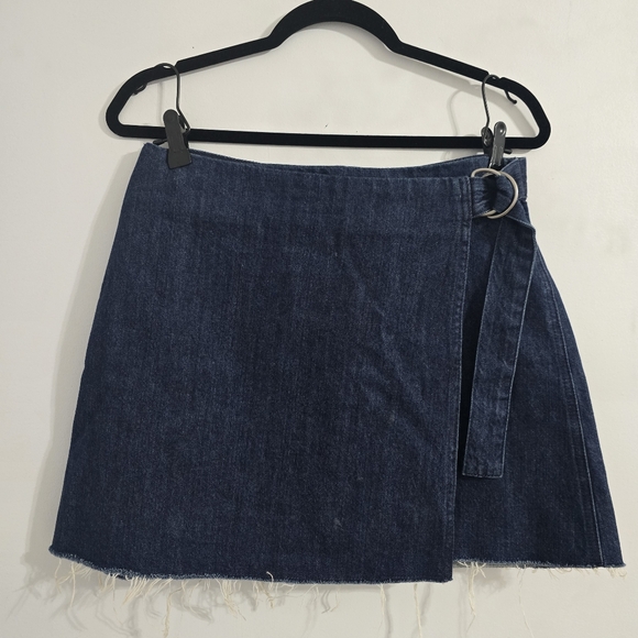Madewell Blue Denim Mini Skirt - Picture 1 of 9